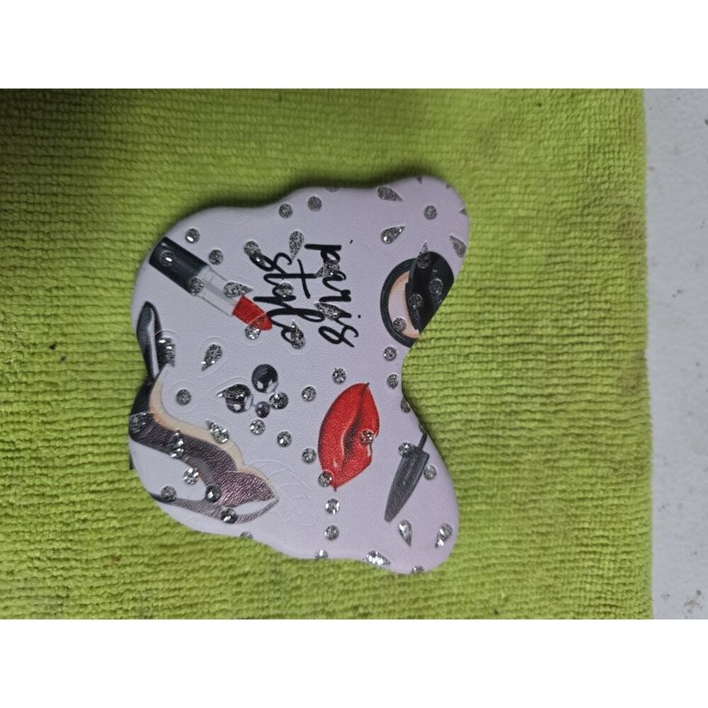Butterfly Shaped Compact Mirror with Fashion Design